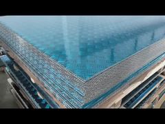 Lembaran Logam Aluminium Pelat Berlian 8mm Aluminium Berlubang Timbul Lembaran Pelat Checker